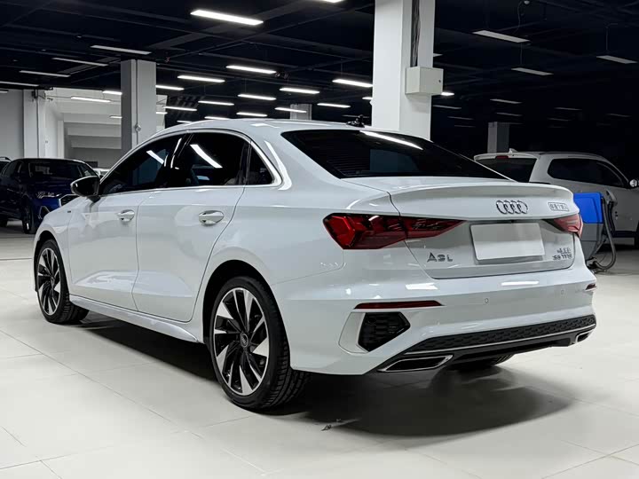 Фото 7 - Audi A3