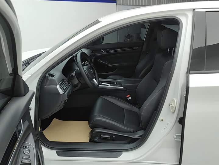 Фото 9 - Honda Inspire