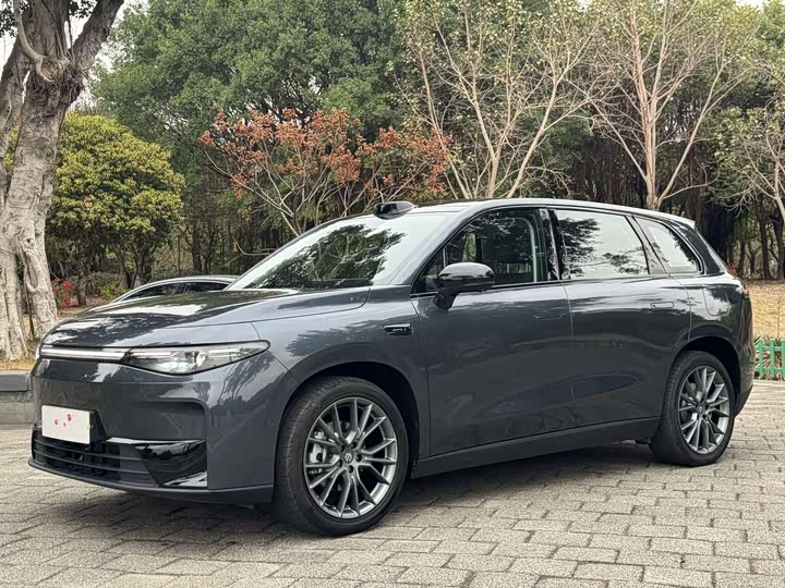 Фото 1 - Leapmotor C10