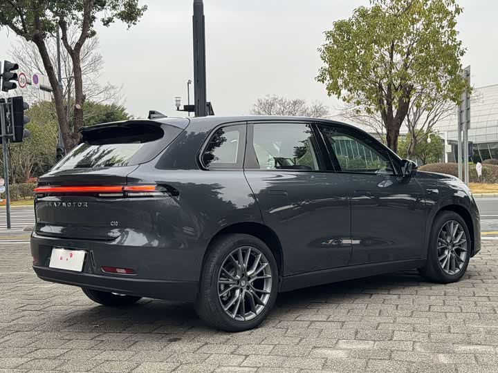 Фото 9 - Leapmotor C10