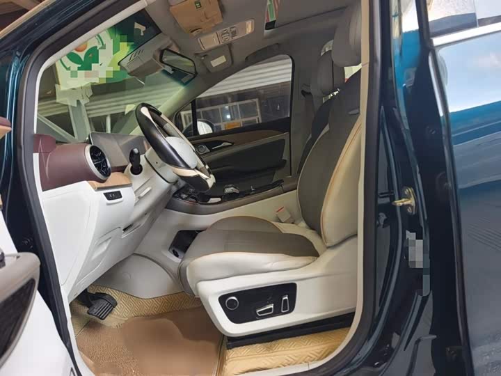 Фото 8 - Dongfeng Forthing Yacht