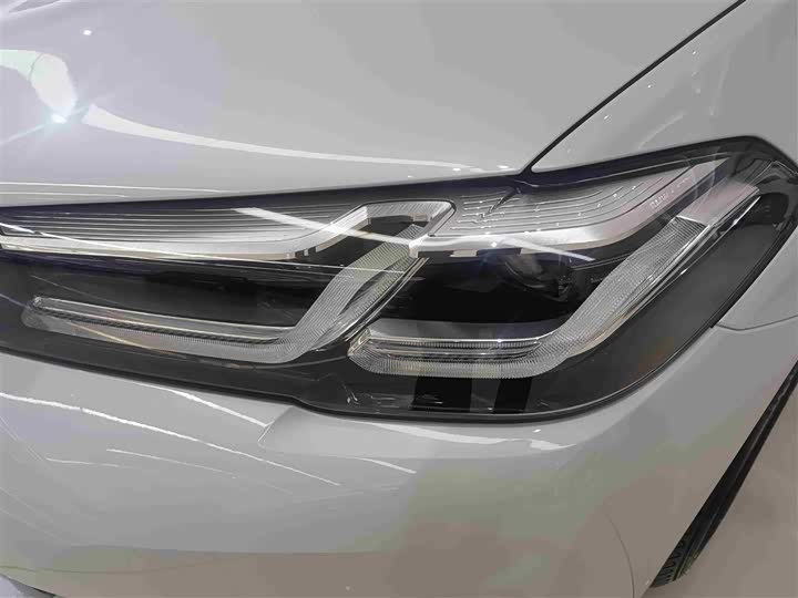 Фото 5 - BMW 5 Series