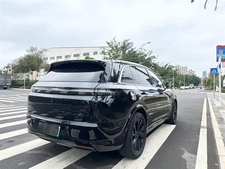 Фото 6 - LiXiang L7