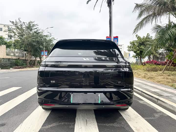 Фото 7 - LiXiang L7