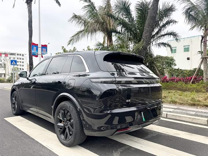 Фото 9 - LiXiang L7