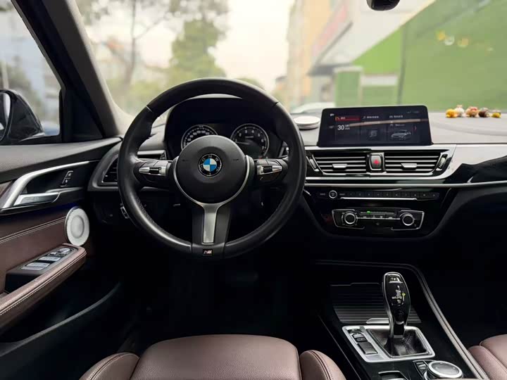 Фото 8 - BMW 1 Series