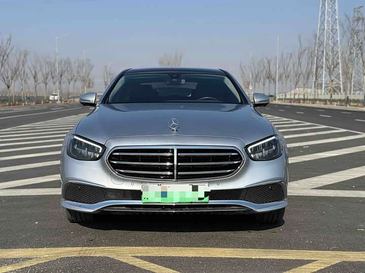 Фото 1 - Mercedes-Benz E-Class Hybrid