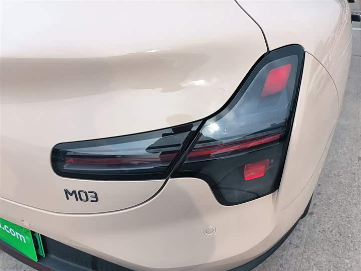 Фото 8 - XPeng Mona M03