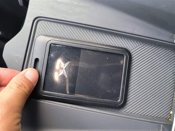 Фото 9 - XPeng Mona M03