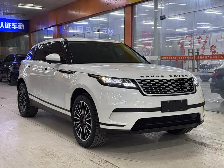 Фото 3 - Land Rover Range Rover Velar