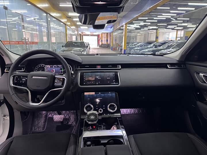 Фото 4 - Land Rover Range Rover Velar