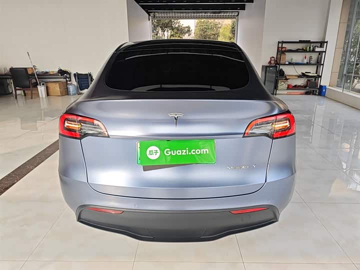 Фото 6 - Tesla Model Y