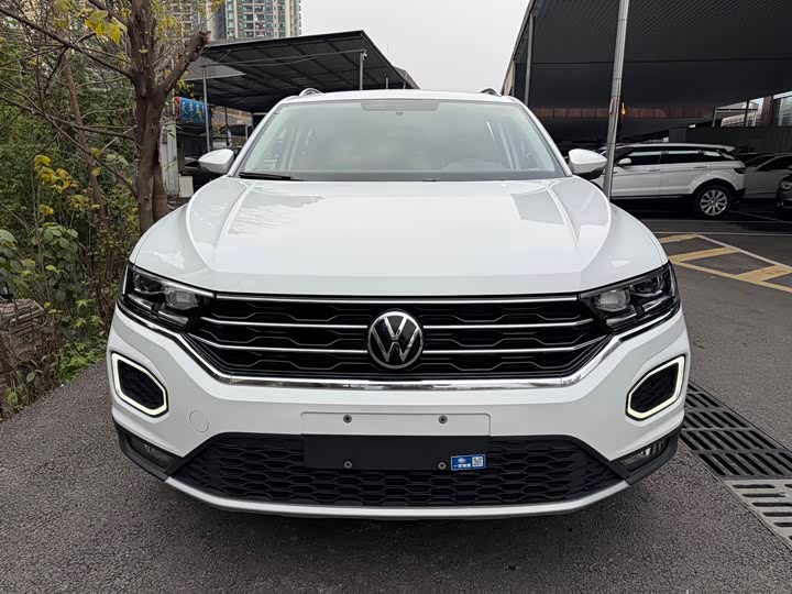 Фото 2 - Volkswagen T-Roc