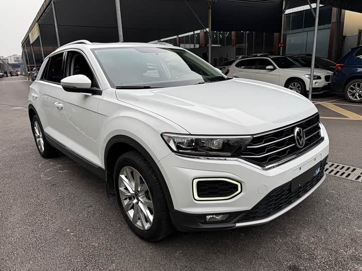Фото 3 - Volkswagen T-Roc