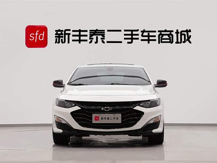 Фото 2 - Chevrolet Malibu XL