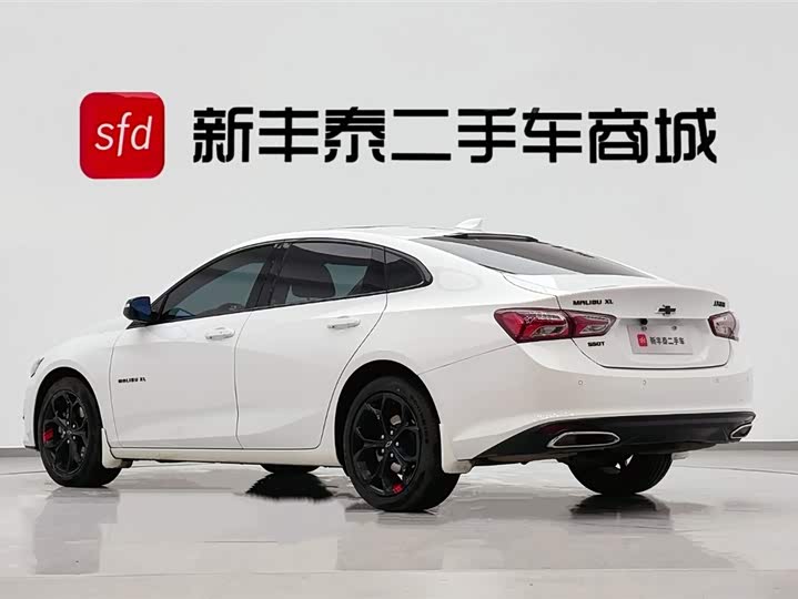 Фото 6 - Chevrolet Malibu XL