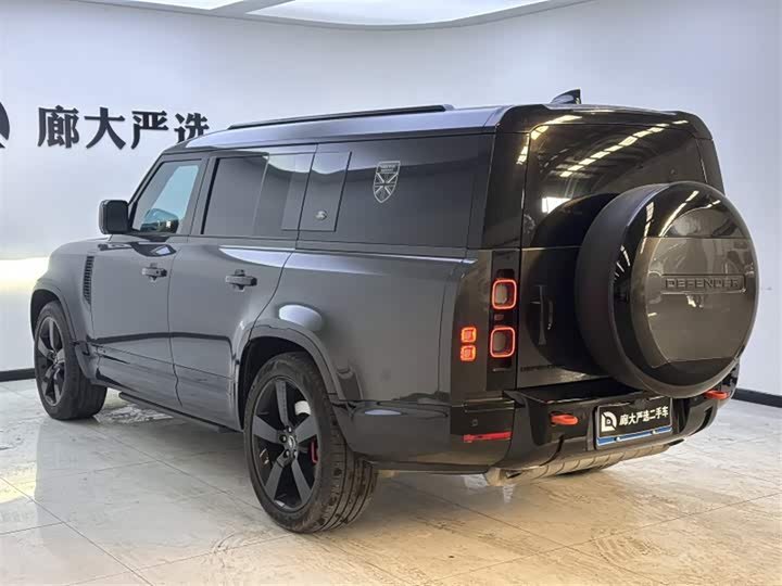 Фото 6 - Land Rover Defender