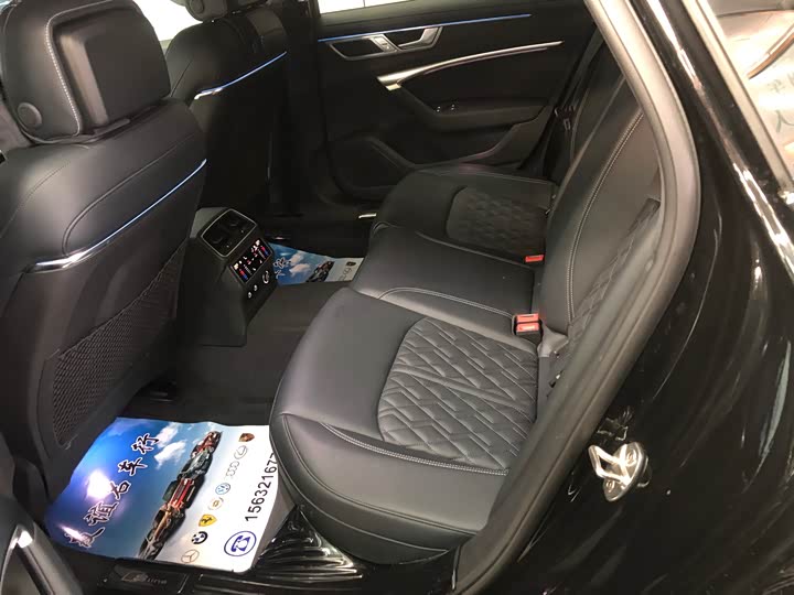 Фото 5 - Audi A6L