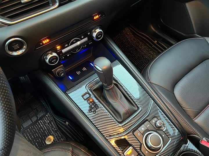 Фото 8 - Mazda CX-5