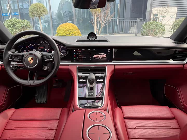 Фото 9 - Porsche Panamera