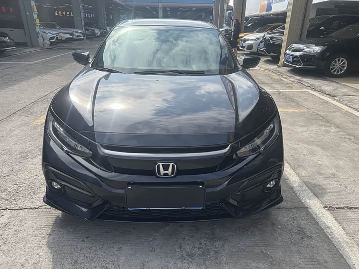 Фото 2 - Honda Civic