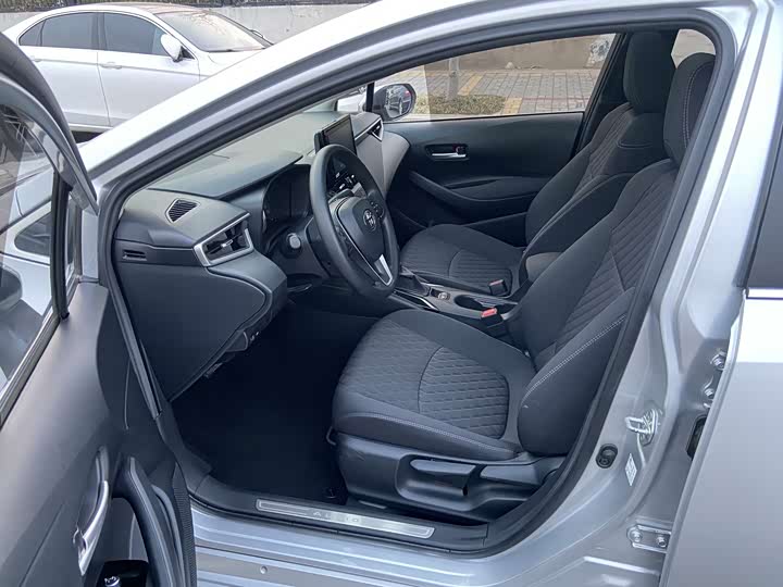 Фото 7 - Toyota Allion