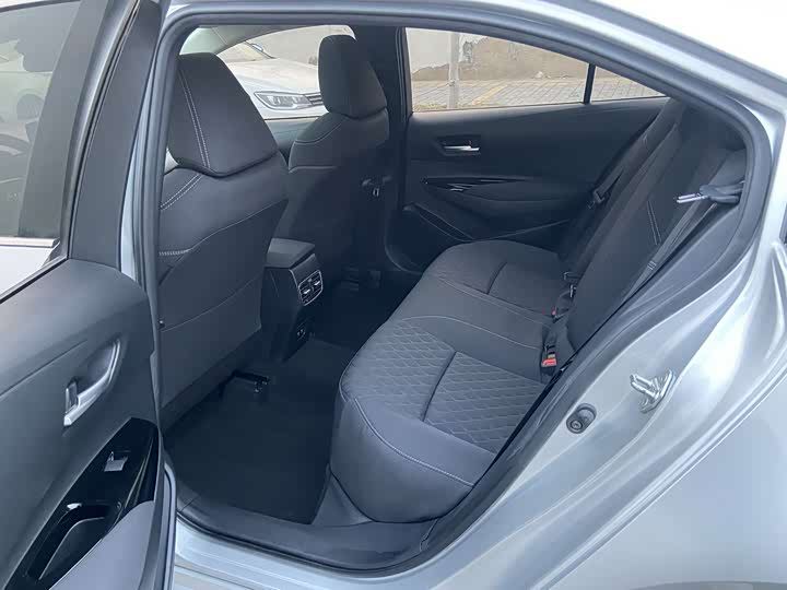 Фото 9 - Toyota Allion