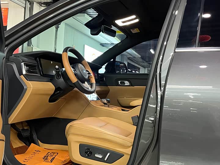 Фото 5 - LiXiang One