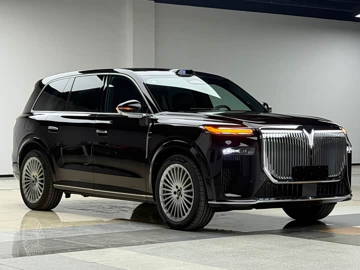 Фото 3 - Voyah Taishan