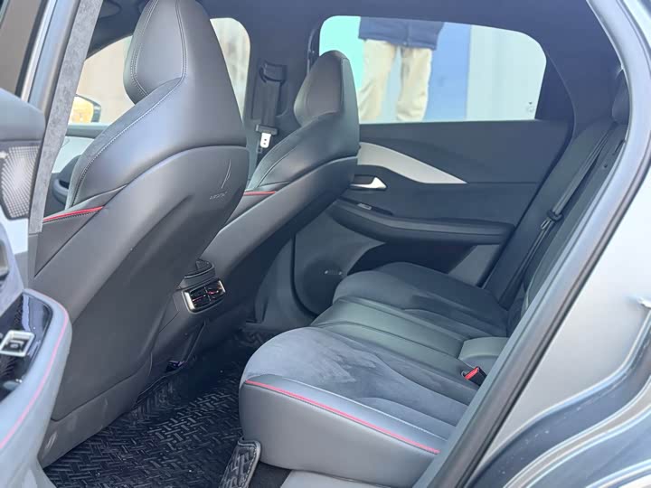 Фото 8 - BAIC Arcfox Alpha S