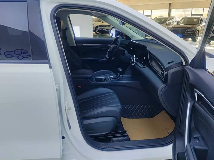 Фото 8 - Bestune T55