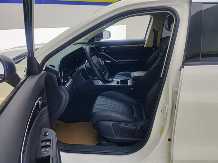 Фото 9 - Bestune T55