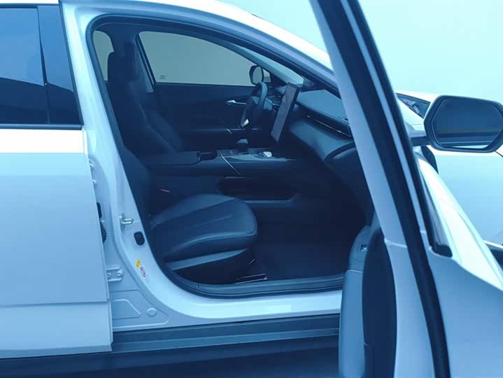 Фото 8 - Changan Eado Plus