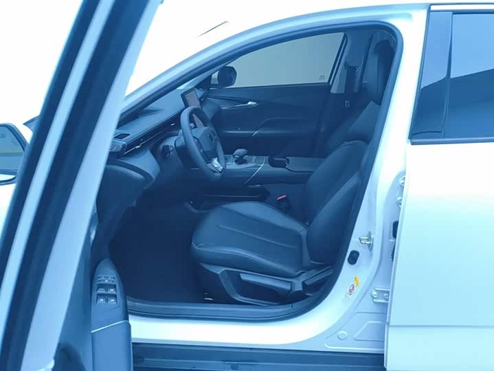 Фото 9 - Changan Eado Plus