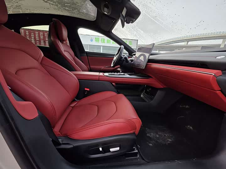 Фото 7 - Xiaomi SU7