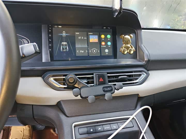 Фото 6 - Dongfeng Aeolus E70