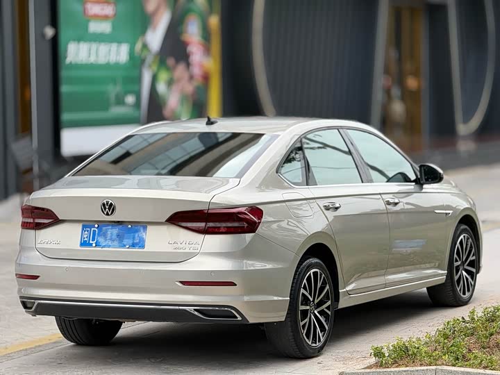 Фото 4 - Volkswagen Lavida