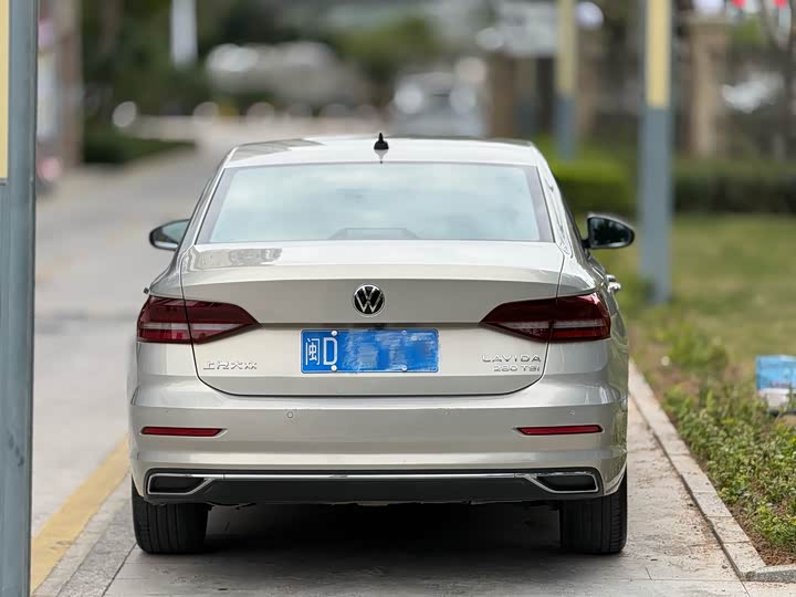 Фото 5 - Volkswagen Lavida