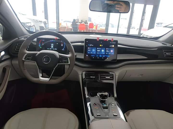 Фото 9 - BYD Qin Plus