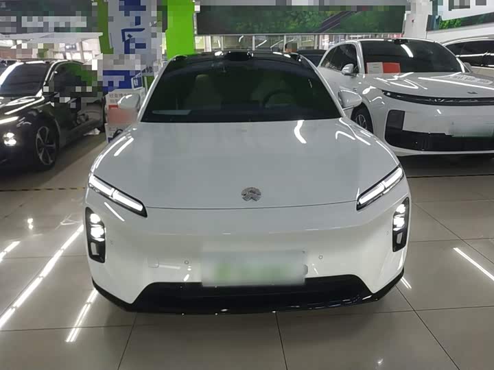 Фото 3 - Nio ET5