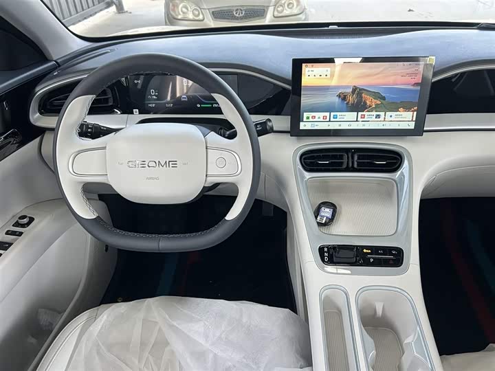 Фото 5 - Geely Galaxy Geome