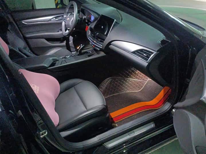 Фото 8 - Cadillac CT5