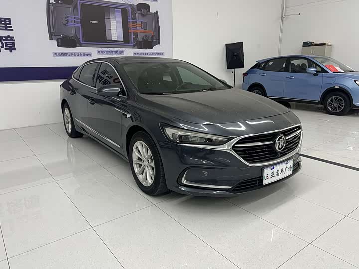 Фото 3 - Buick LaCrosse