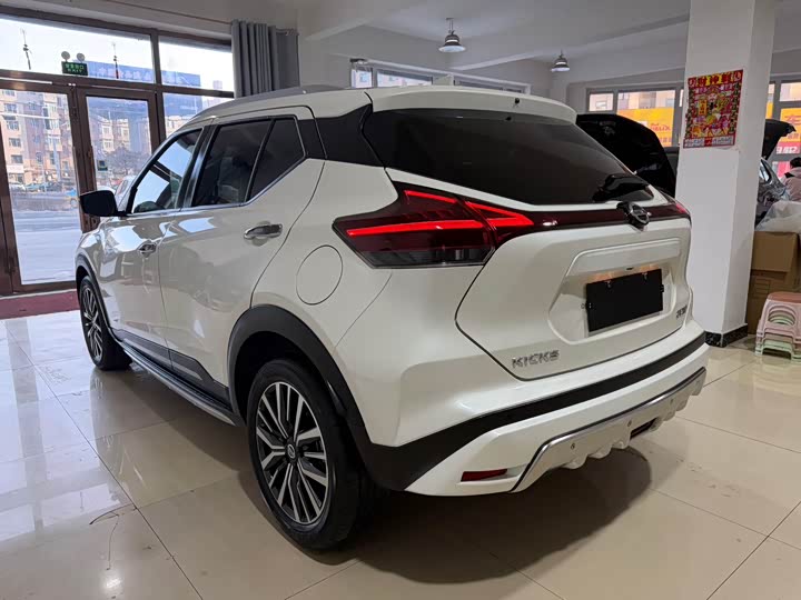 Фото 4 - Nissan Kicks