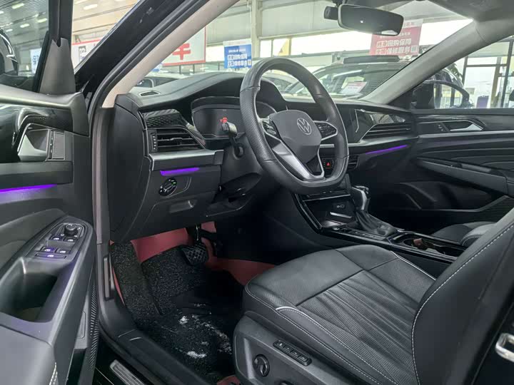 Фото 5 - Volkswagen Passat