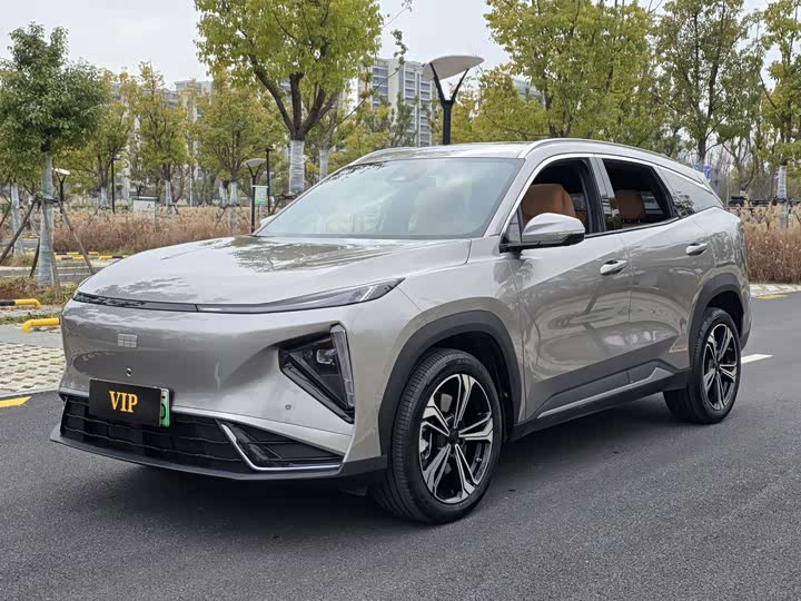 Фото 1 - Geely Galaxy L7