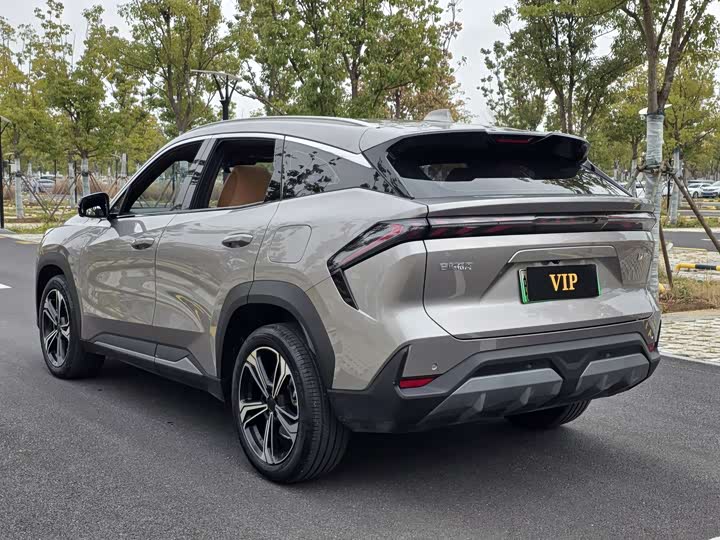 Фото 8 - Geely Galaxy L7