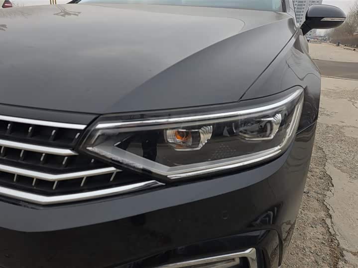 Фото 5 - Volkswagen Magotan