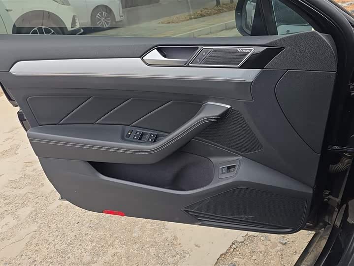 Фото 7 - Volkswagen Magotan