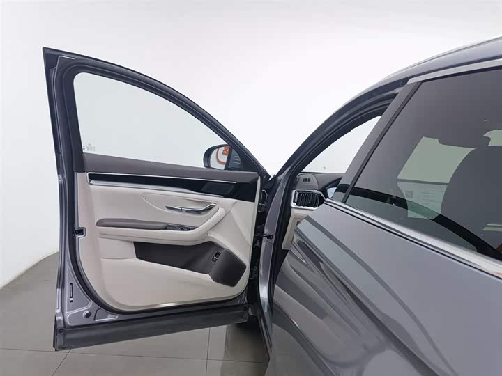 Фото 8 - BYD Song Plus Hybrid/EV